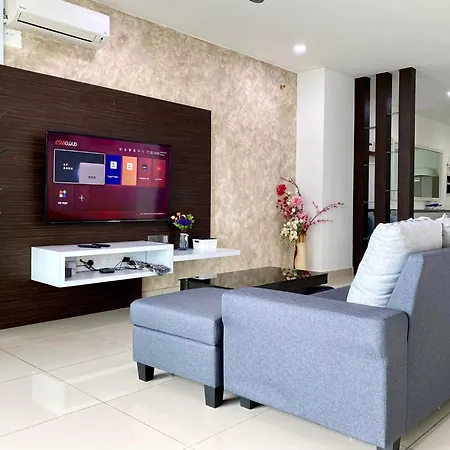 Mansion One Suite By Staycation Homestay George Town Exterior photo